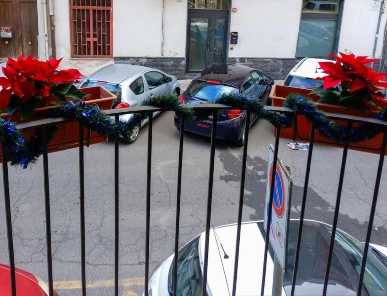 Casa Bianca - Centro Citta E Due Minuti A Piedi Dalla Metro Catania