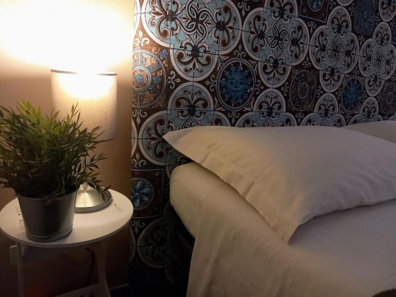 Apartment Casa Bianca - Centro Citta E Due Minuti A Piedi Dalla Metro *